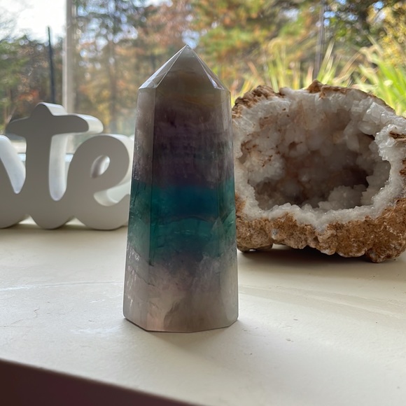 Beautiful Banded Large Chunky Fluorite Tower Obelisk - Picture 2 of 7